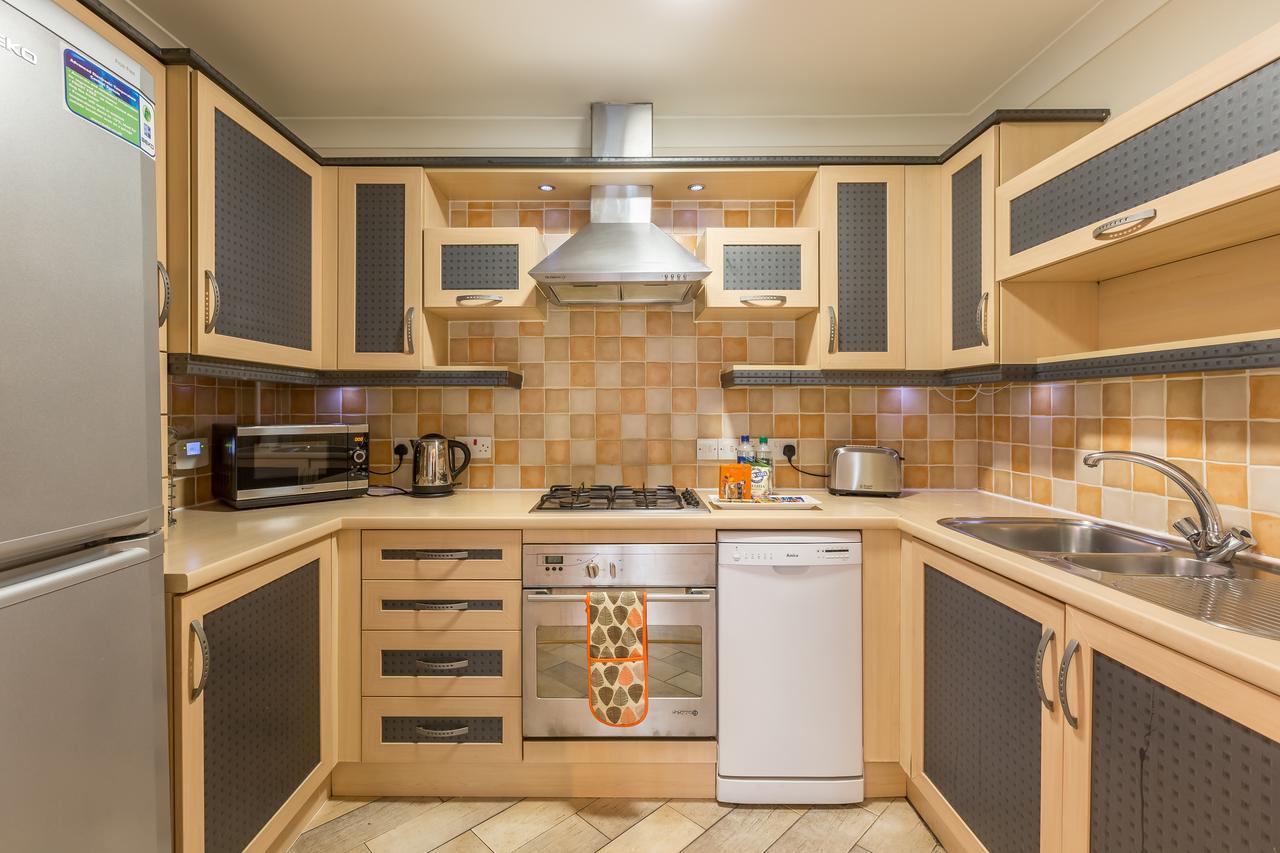Stanshawe Court Aparthotel Reading Luaran gambar